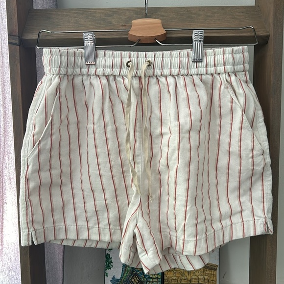 Aritzia Wilfred Free Striped Pull-on Shorts White XS - Picture 2 of 10